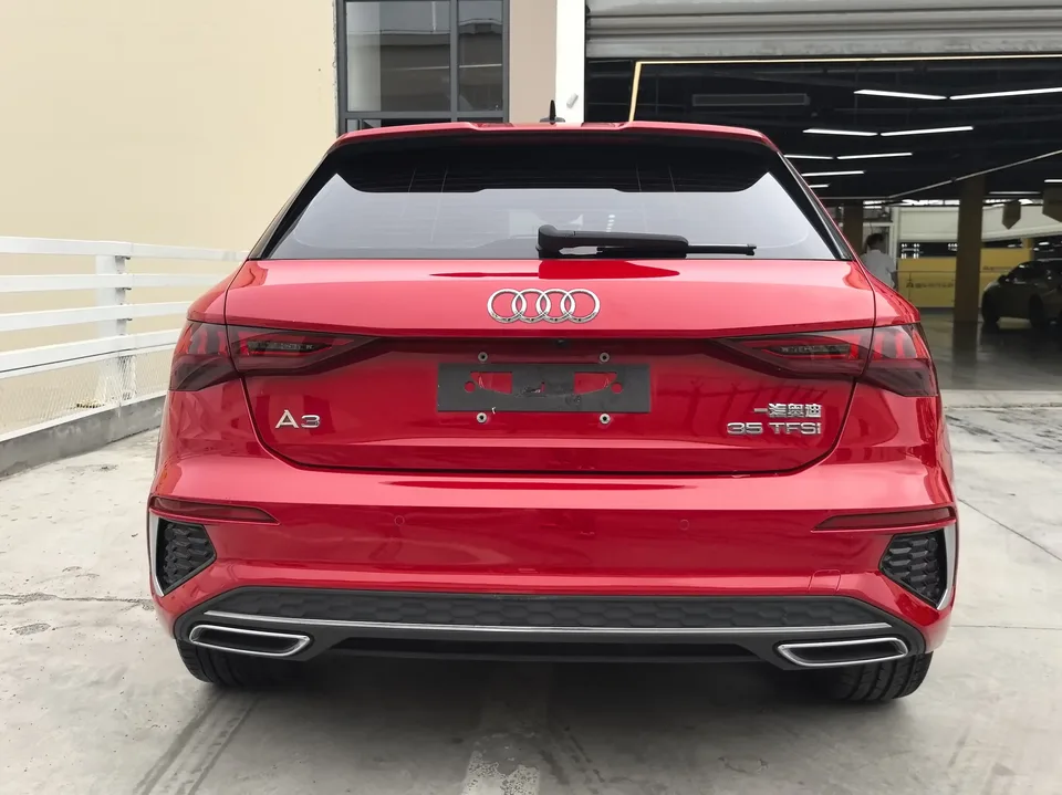 Audi A3 Audi A3 2022 Sportback 35 TFSI Stylish and sporty 2022 — thumbnail 2