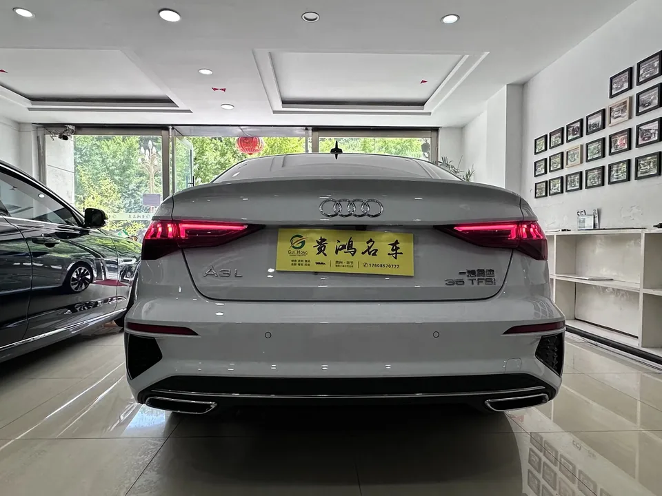 Audi A3 Audi A3 2024 A3L Limousine 35 TFSI Stylish Sports 2024 — миниатюра 2