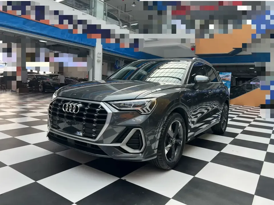 Audi Q3 Audi Q3 2022 35 TFSI Stylish Dynamic 2022 — photo 1, buy with delivery to Moscow