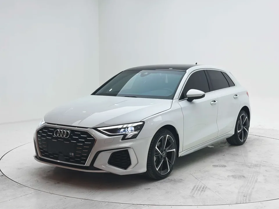 Audi A3 Audi A3 2022 Sportback 35 TFSI Stylish and sporty 2022 — photo 1, buy with delivery to Moscow