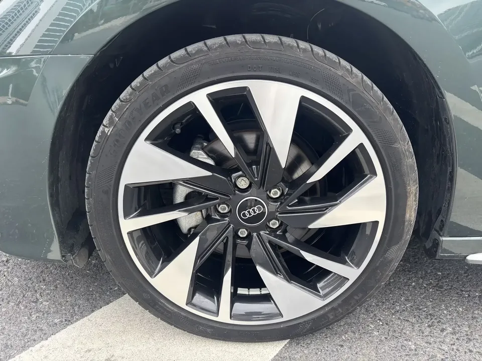 Audi A3 Audi A3 2023 A3L Limousine 35 TFSI facelift: stylish and sporty 2023 — thumbnail 3