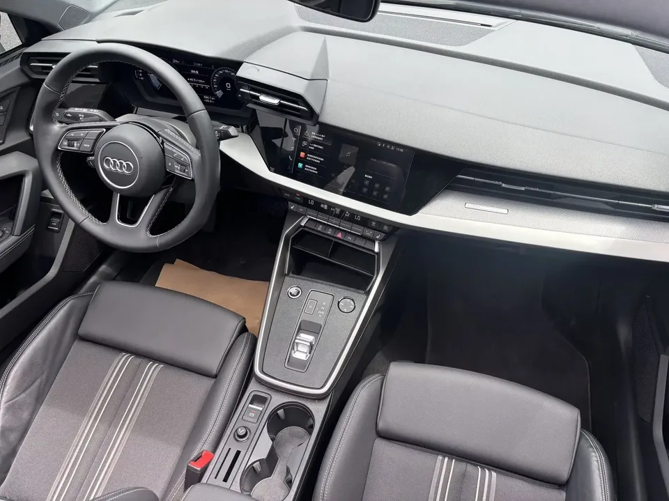 Audi A3 Audi A3 2023 A3L Limousine 35 TFSI facelift: stylish and sporty 2023 — thumbnail 4