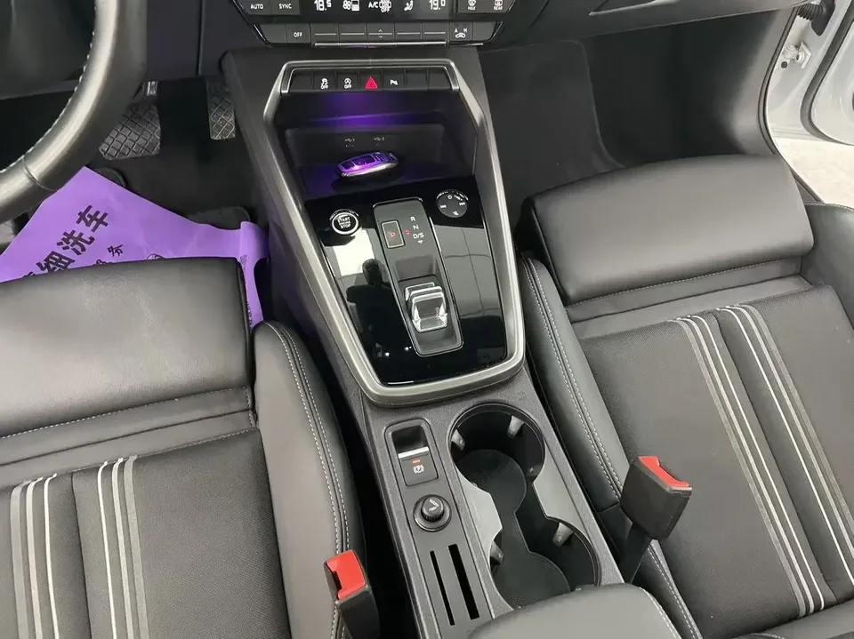 Audi A3 Audi A3 2023 A3L Limousine 35 TFSI facelift: stylish and sporty 2022 — thumbnail 3