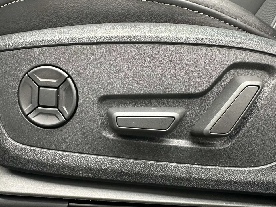 Audi A3 Audi A3 2022 Sportback 35 TFSI Stylish and sporty 2023 — thumbnail 3