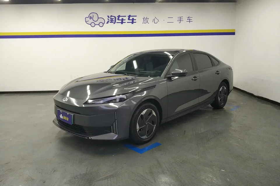 Changan Qiyuan A05 Changan Qiyuan A05 2025 Really fragrant version 145 leading type 2025 — photo 1, buy with delivery to Moscow