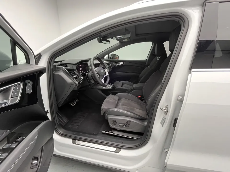 Audi Q4 e-tron Audi Q4 e-tron 2022 50 e-tron quattro Creative Edition 2022 — thumbnail 5