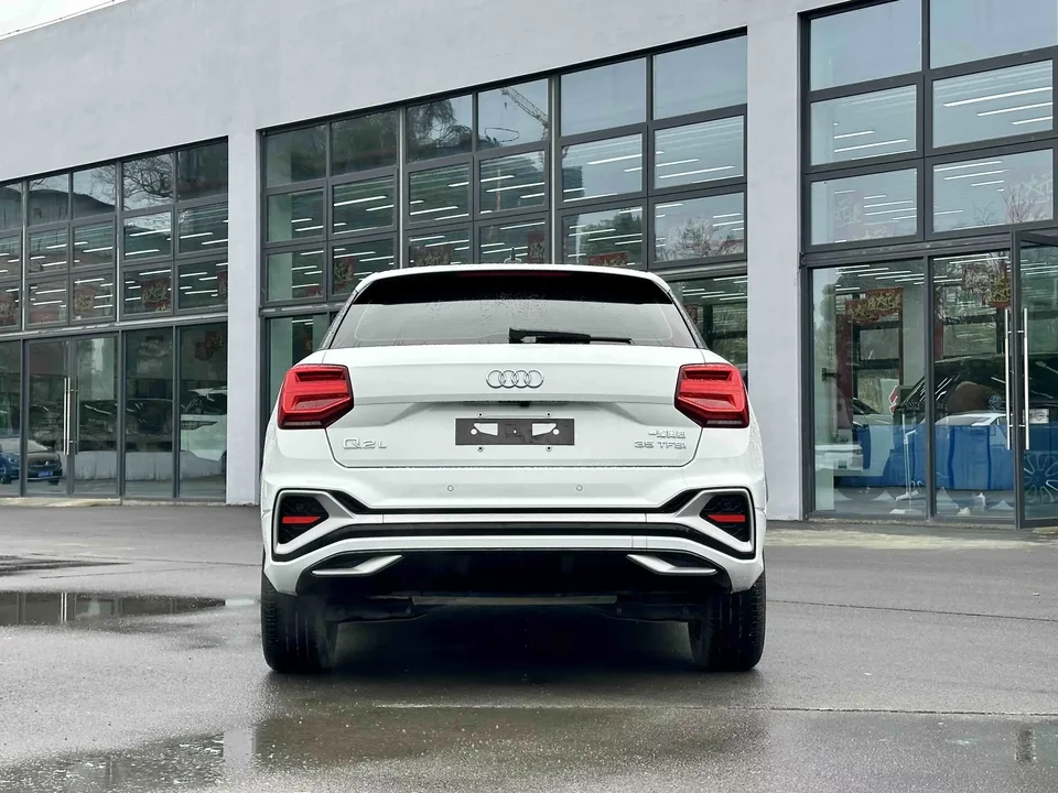 Audi Q2L Audi Q2L 2022 35 TFSI Stylish Dynamic 2023 — миниатюра 2