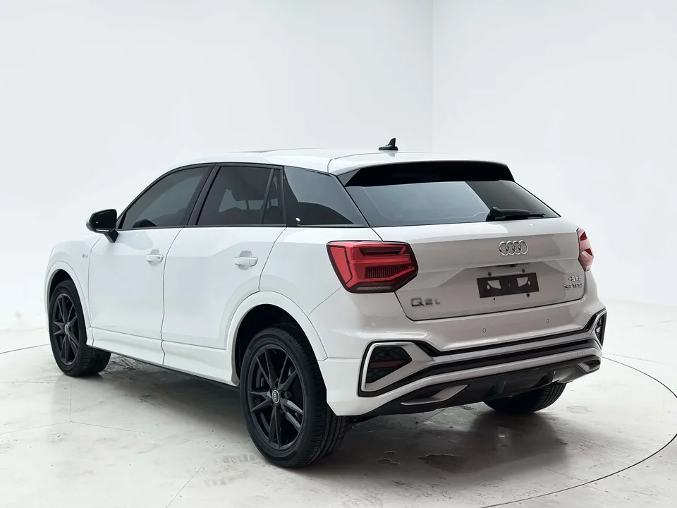Audi Q2L Audi Q2L 2022 35 TFSI Progressive Dynamic 2022 — thumbnail 2