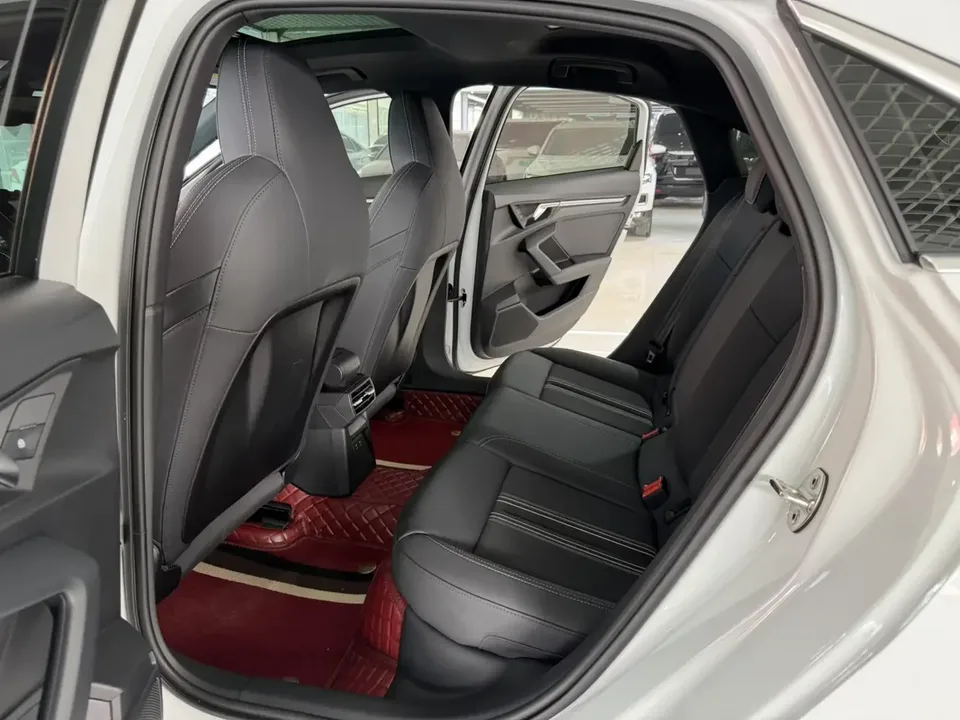 Audi A3 Audi A3 2023 A3L Limousine 35 TFSI Stylish Sports 2023 — миниатюра 4