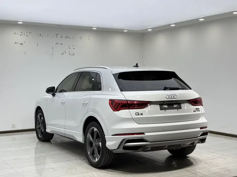 Audi Q3 Audi Q3 2023 35 TFSI Stylish Dynamic 2023 — thumbnail 4