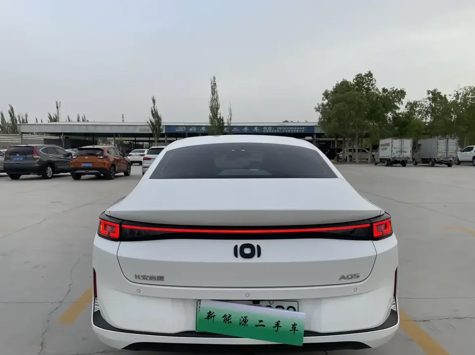Changan Qiyuan A05 Changan Qiyuan A05 2025 Really fragrant version 145 transcendence 2025 — thumbnail 2