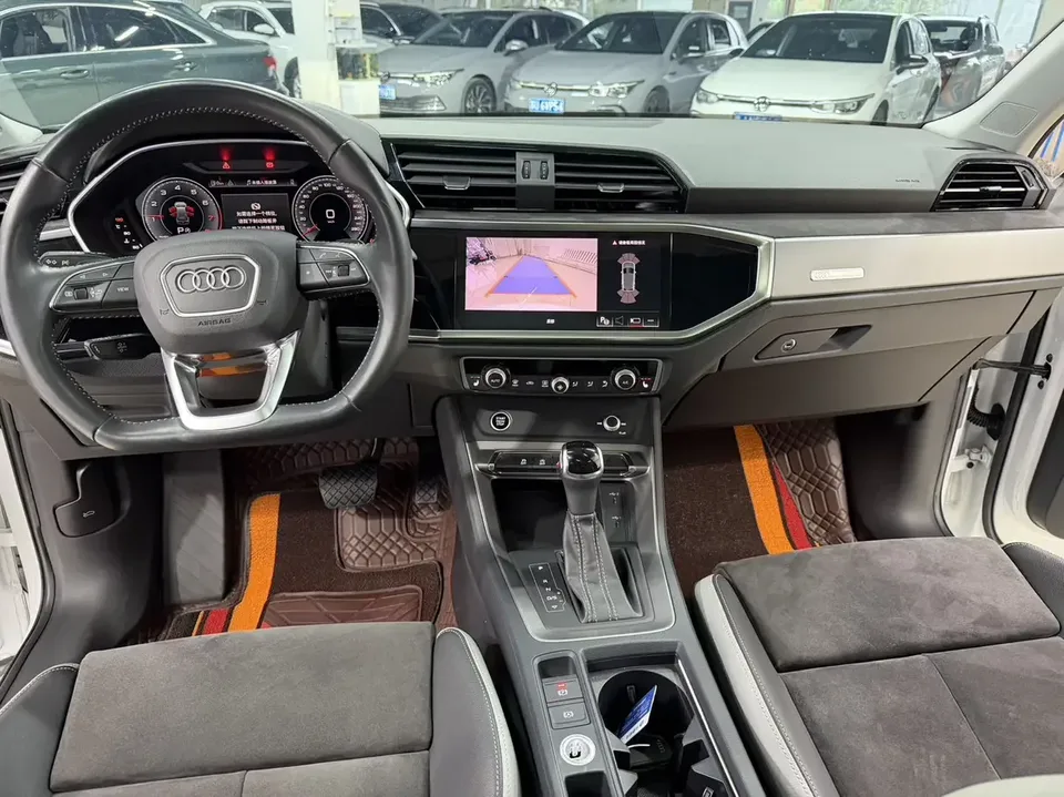 Audi Q3 Audi Q3 2022 35 TFSI Stylish Dynamic 2022 — thumbnail 4