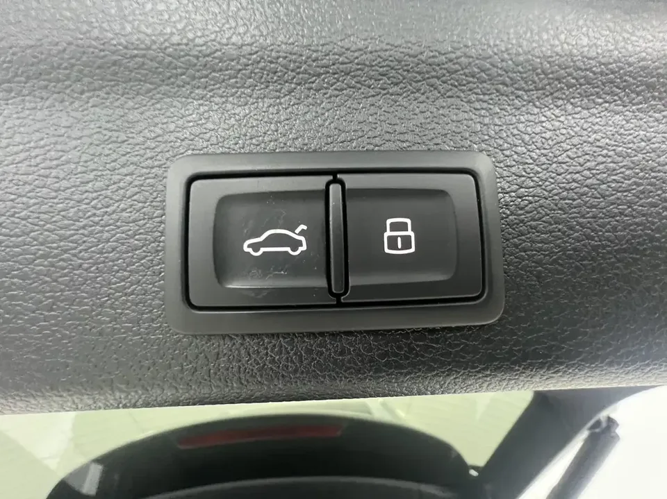 Audi Q3 Audi Q3 2021 35 TFSI Stylish Dynamic 2022 — thumbnail 5