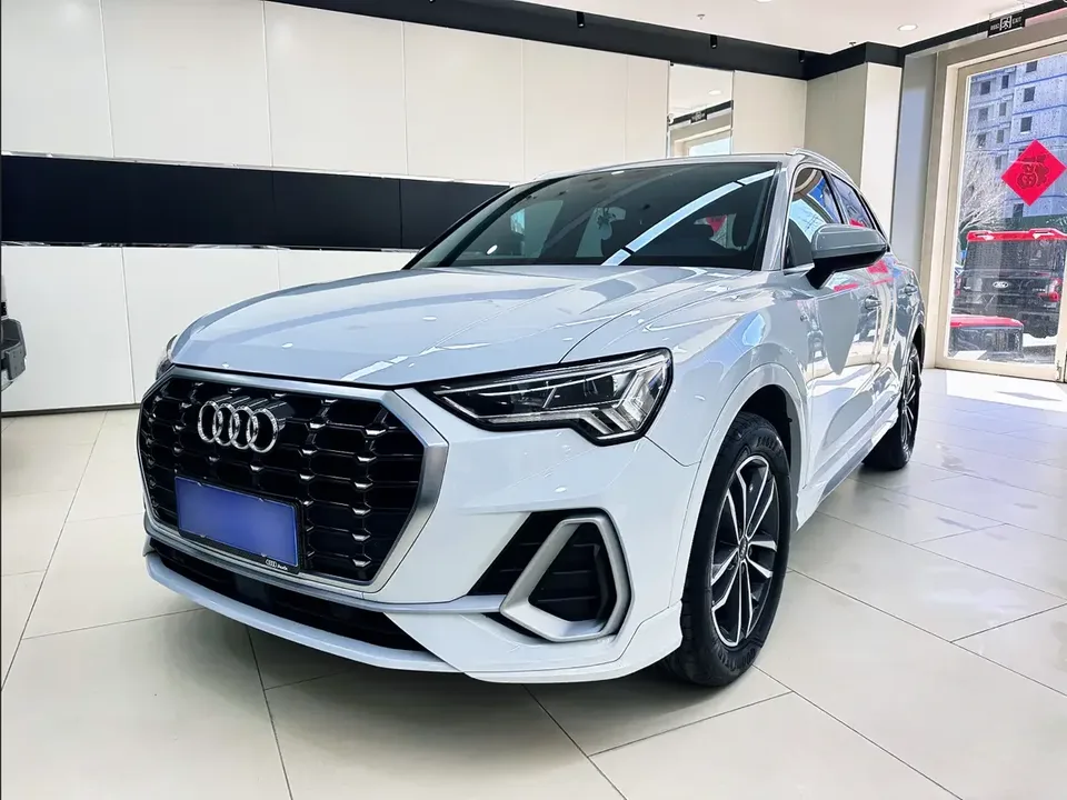 Audi Q3 Audi Q3 2022 35 TFSI Progressive Dynamic 2022 — фото 1, купить с доставкой в Москву
