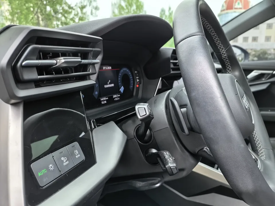 Audi A3 Audi A3 2023 A3L Limousine 35 TFSI Stylish Sports 2023 — thumbnail 5