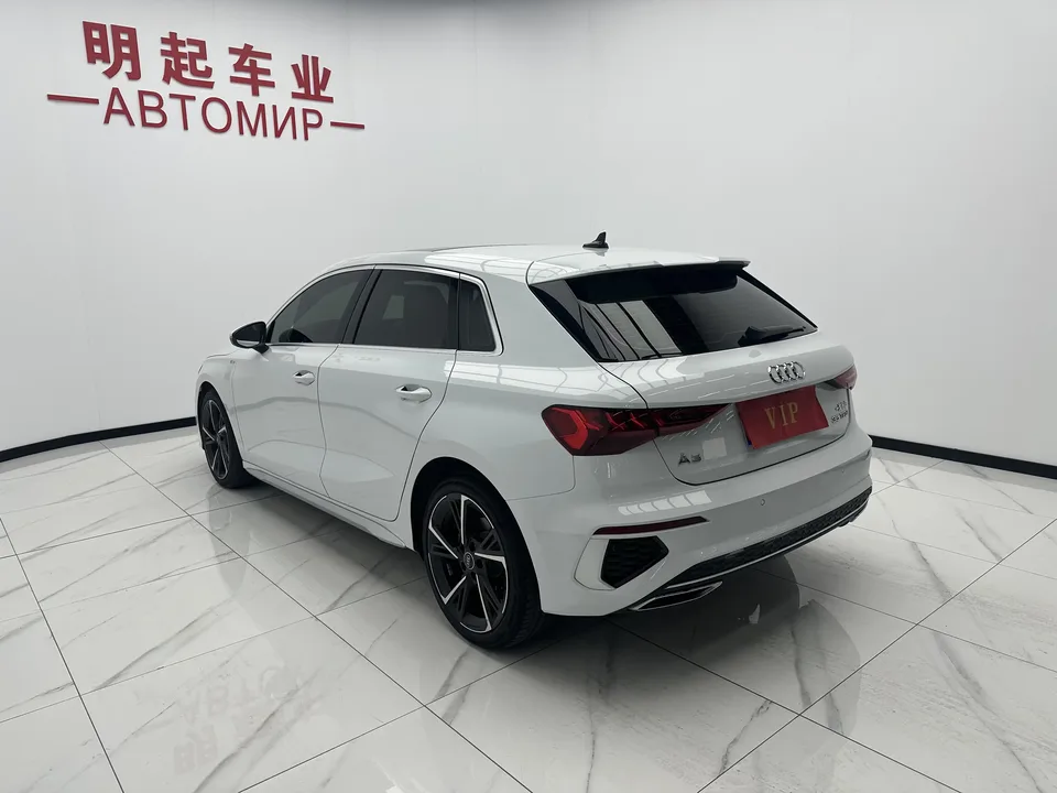 Audi A3 Audi A3 2022 Sportback 35 TFSI Stylish and sporty 2023 — thumbnail 4