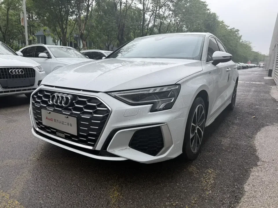 Audi A3 Audi A3 2022 A3L Limousine 35 TFSI Progressive Sports 2023 — photo 1, buy with delivery to Moscow