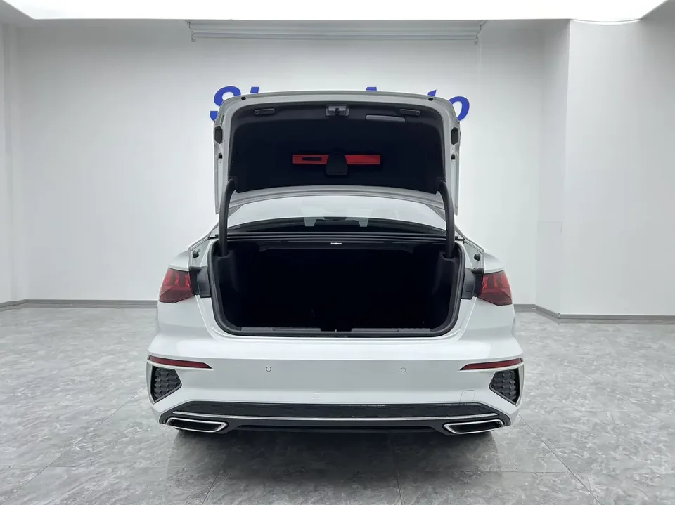 Audi A3 Audi A3 2022 A3L Limousine 35 TFSI Stylish Sports 2023 — миниатюра 5