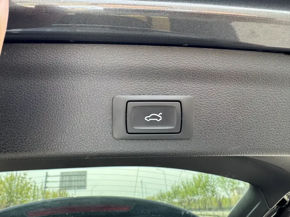 Audi Q3 Audi Q3 2021 35 TFSI Stylish Dynamic 2022 — thumbnail 2