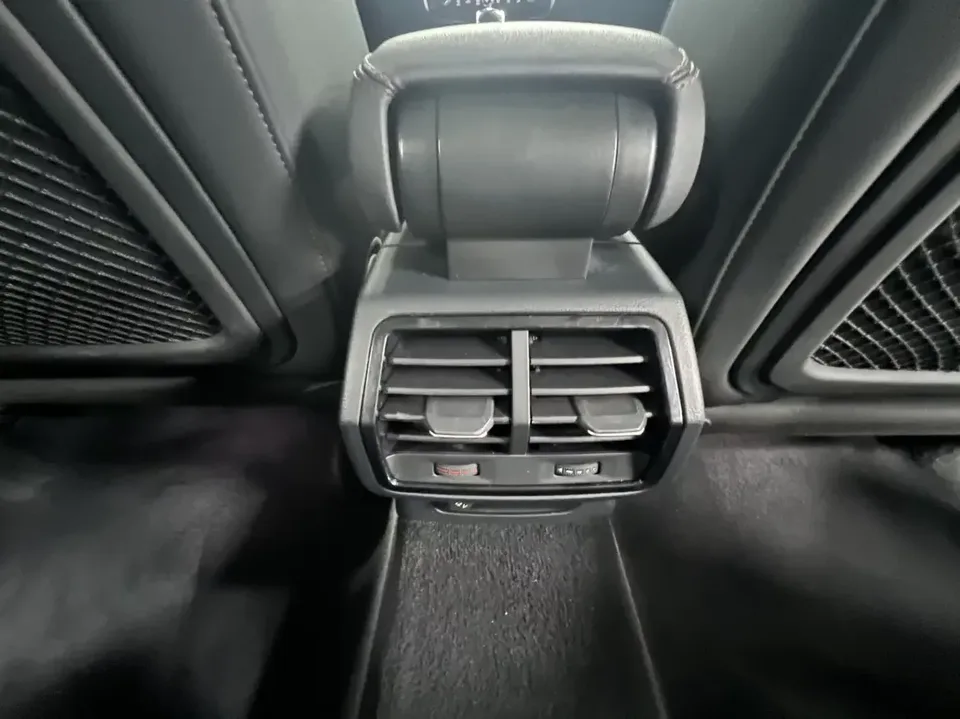 Audi Q3 Audi Q3 2022 35 TFSI Stylish and Elegant 2022 — thumbnail 4