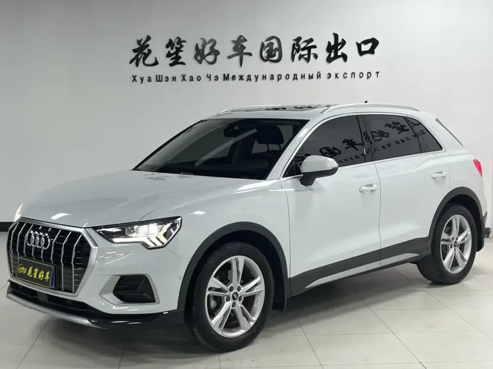 Audi Q3 Audi Q3 2022 35 TFSI Stylish and Elegant 2022 — photo 1, buy with delivery to Moscow