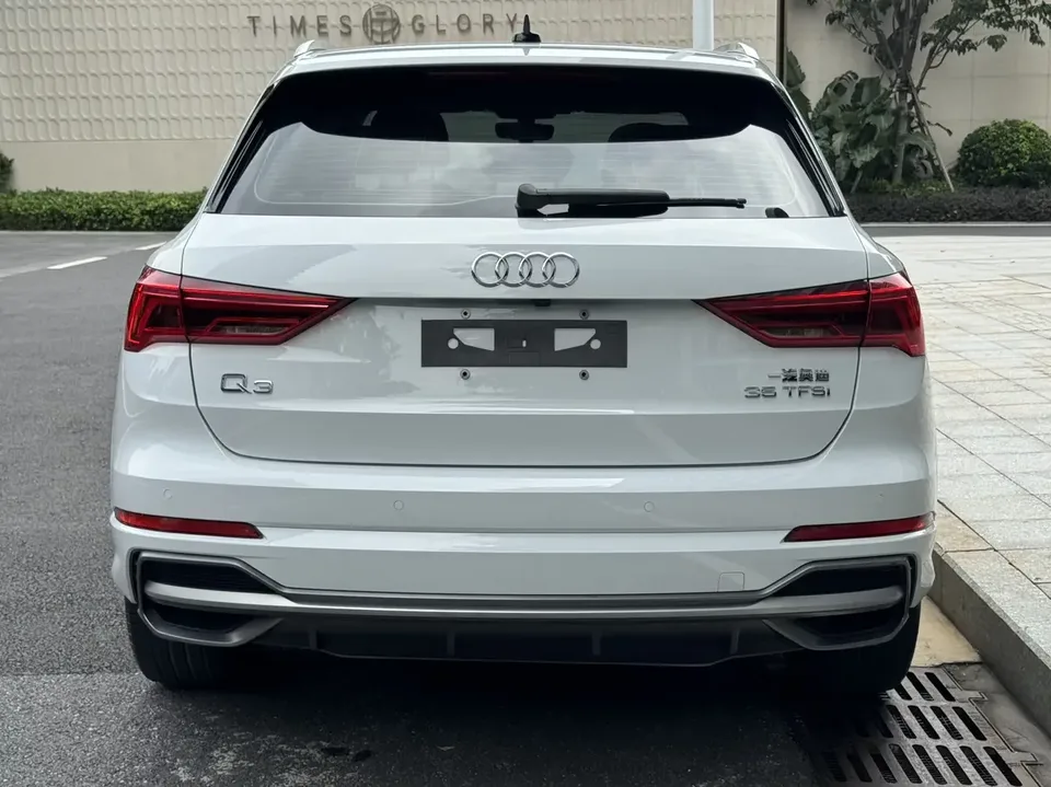 Audi Q3 Audi Q3 2022 35 TFSI Stylish Dynamic 2022 — thumbnail 2