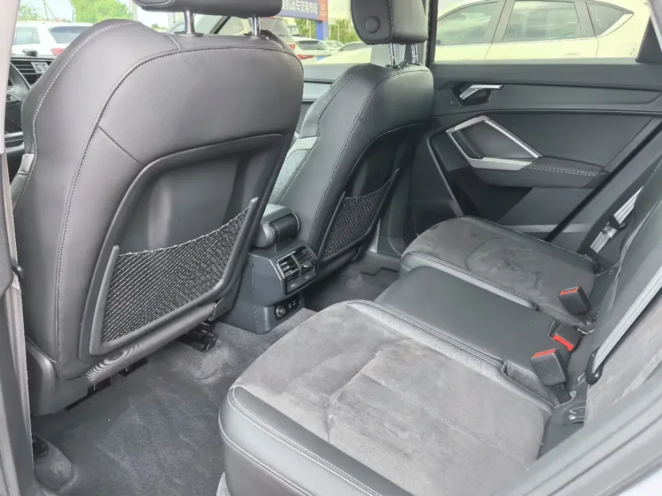 Audi Q3 Audi Q3 2022 35 TFSI Stylish Dynamic 2022 — thumbnail 4