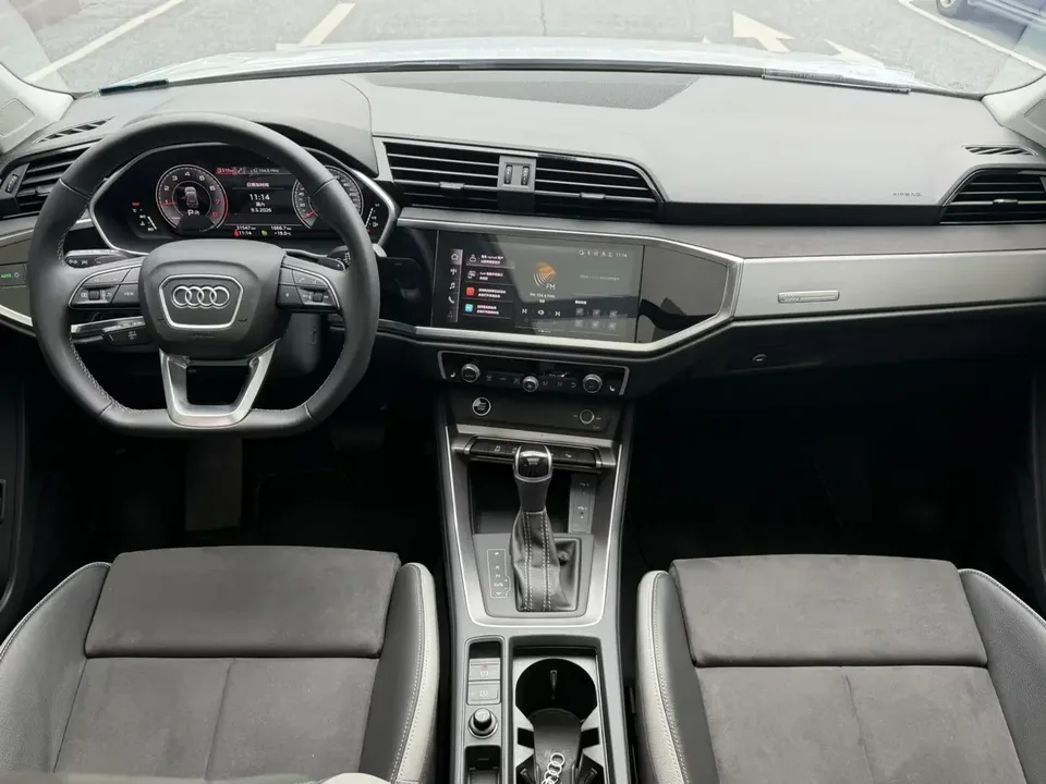 Audi Q3 Audi Q3 2022 35 TFSI Stylish Dynamic 2022 — thumbnail 3