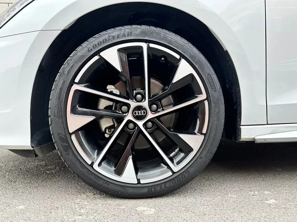 Audi A3 Audi A3 2023 A3L Limousine 35 TFSI facelift: stylish and sporty 2023 — thumbnail 3