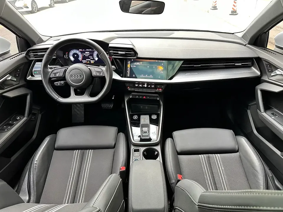 Audi A3 Audi A3 2023 A3L Limousine 35 TFSI facelift: stylish and sporty 2023 — thumbnail 4