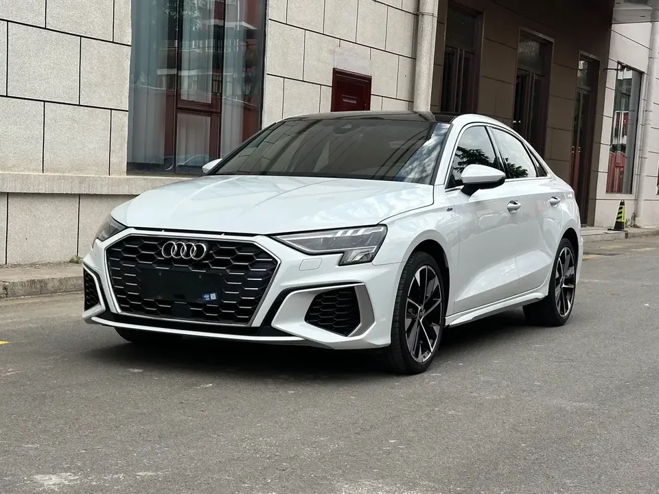 Audi A3 Audi A3 2023 A3L Limousine 35 TFSI facelift: stylish and sporty 2023 — photo 1, buy with delivery to Moscow