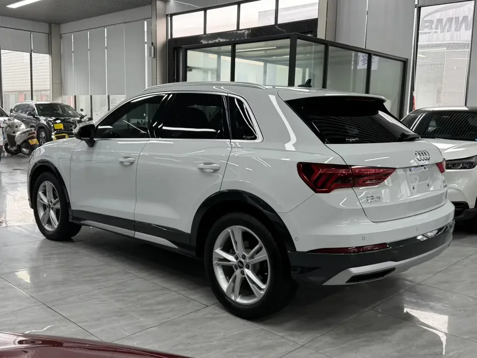 Audi Q3 Audi Q3 2022 35 TFSI Stylish and Elegant 2022 — thumbnail 4