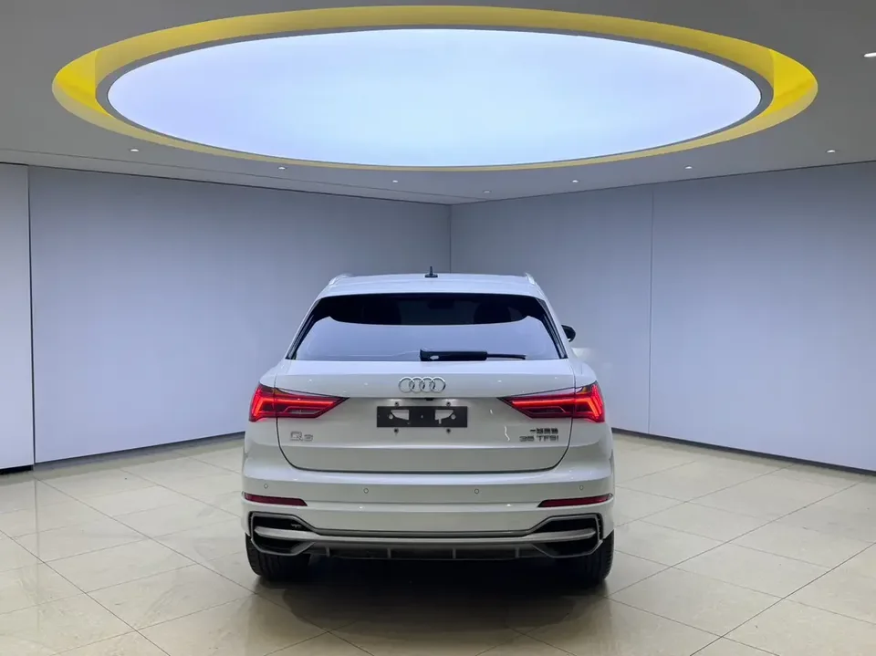 Audi Q3 Audi Q3 2022 35 TFSI Stylish Dynamic 2022 — thumbnail 2