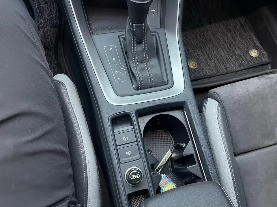 Audi Q3 Audi Q3 2022 35 TFSI Stylish Dynamic 2022 — thumbnail 5