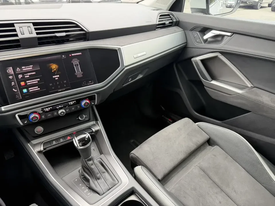 Audi Q3 Audi Q3 2023 35 TFSI Progressive Dynamic 2023 — thumbnail 4