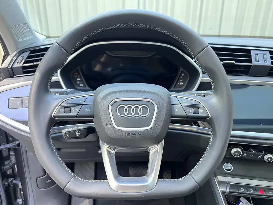 Audi Q3 Audi Q3 2022 35 TFSI Stylish Dynamic 2022 — миниатюра 3