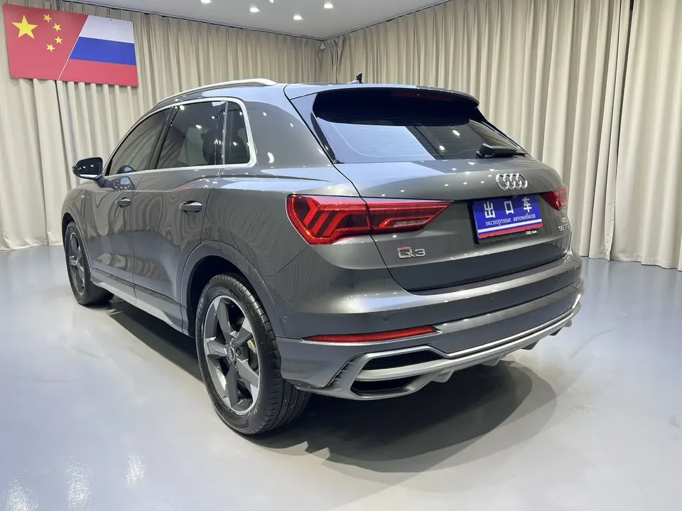 Audi Q3 Audi Q3 2022 35 TFSI Stylish Dynamic 2022 — thumbnail 4