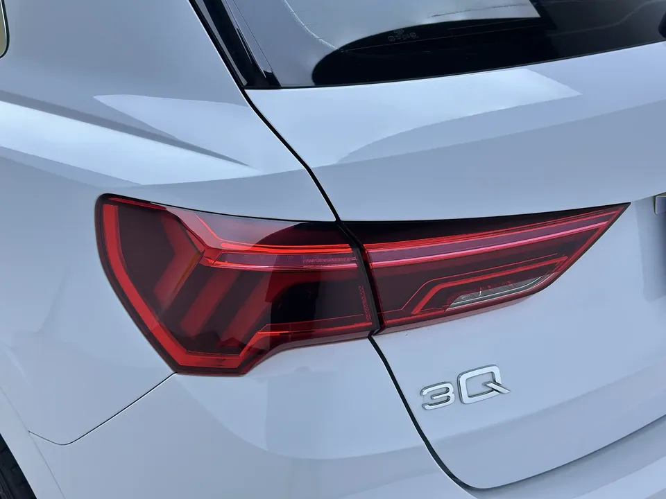 Audi Q3 Audi Q3 2022 35 TFSI Stylish Dynamic 2022 — thumbnail 4