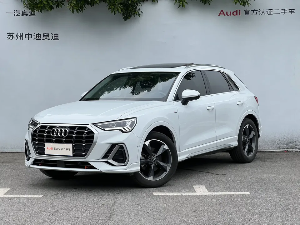 Audi Q3 Audi Q3 2022 35 TFSI Stylish Dynamic 2022 — photo 1, buy with delivery to Moscow