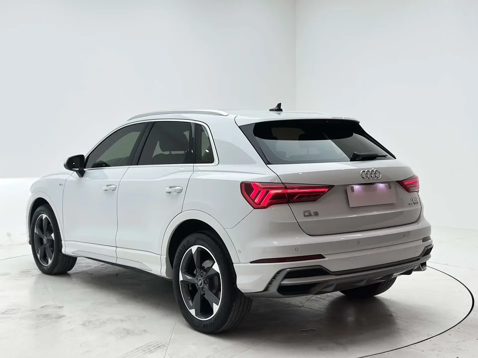 Audi Q3 Audi Q3 2022 35 TFSI Stylish Dynamic 2022 — thumbnail 2