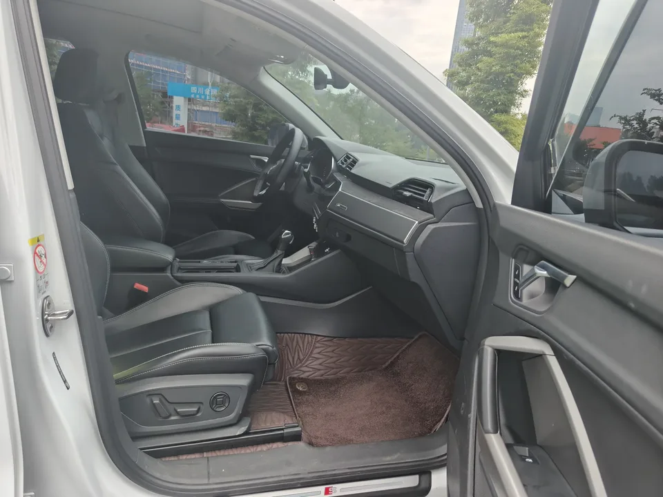 Audi Q3 Audi Q3 2023 35 TFSI Stylish and Elegant 2023 — thumbnail 5