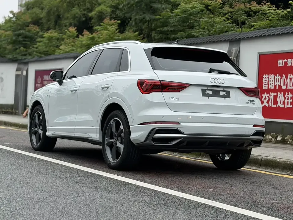 Audi Q3 Audi Q3 2023 35 TFSI Stylish Dynamic 2022 — thumbnail 2