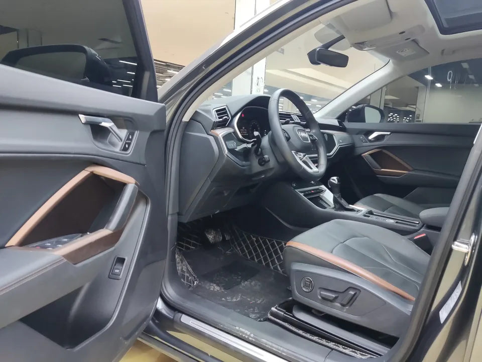 Audi Q3 Audi Q3 2022 35 TFSI Stylish and Elegant 2022 — thumbnail 5
