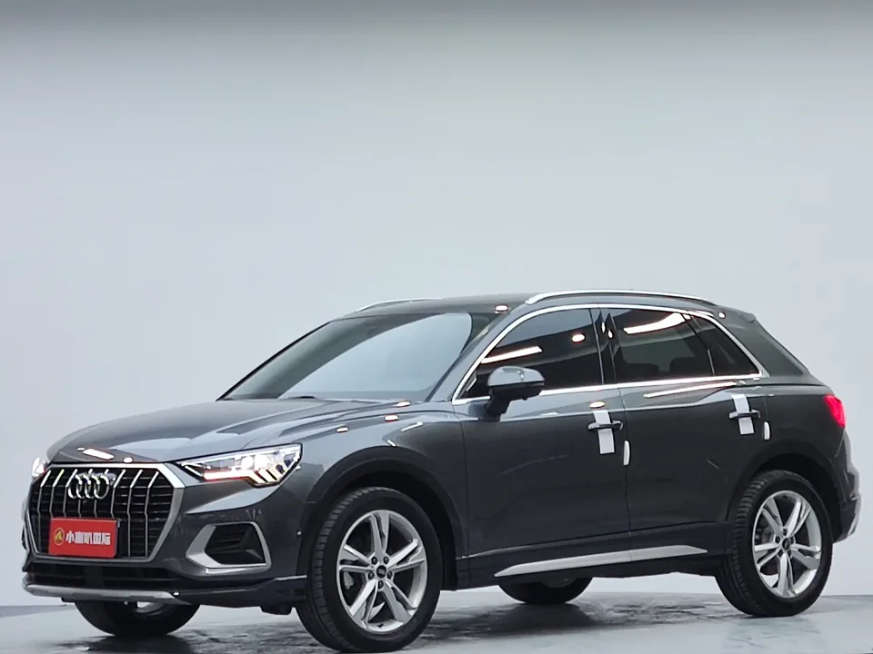 Audi Q3 Audi Q3 2022 35 TFSI Stylish and Elegant 2022 — photo 1, buy with delivery to Moscow