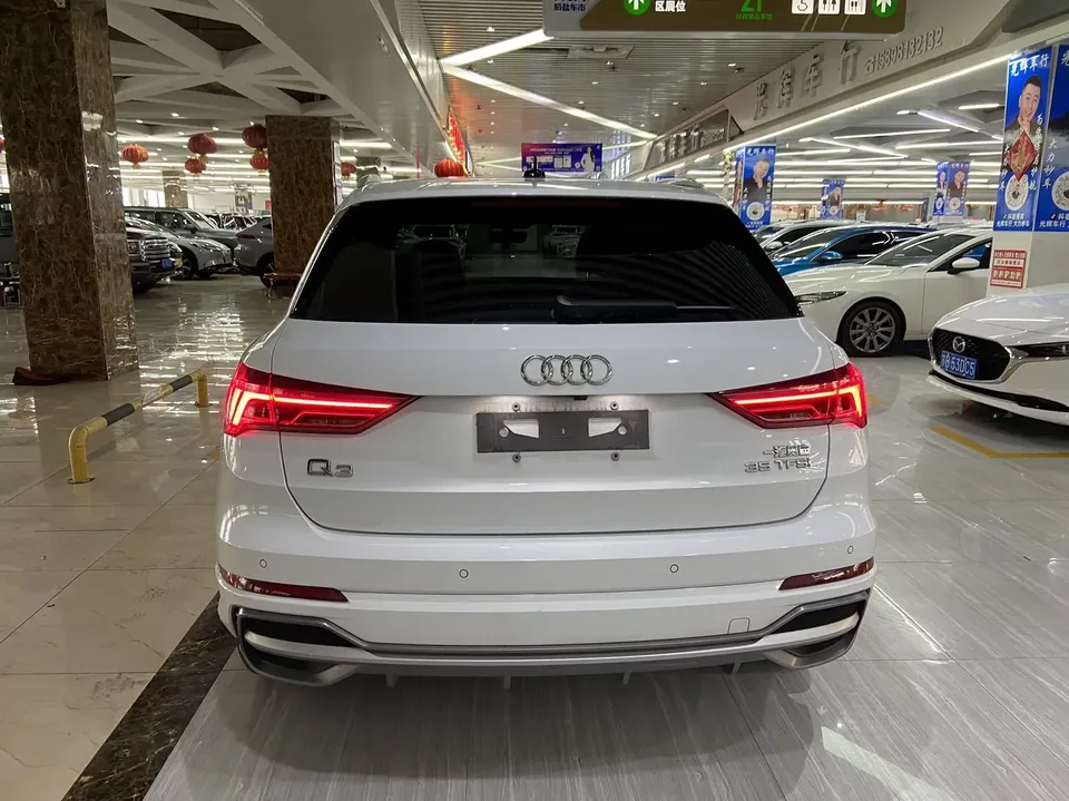 Audi Q3 Audi Q3 2023 35 TFSI Stylish Dynamic 2023 — thumbnail 2