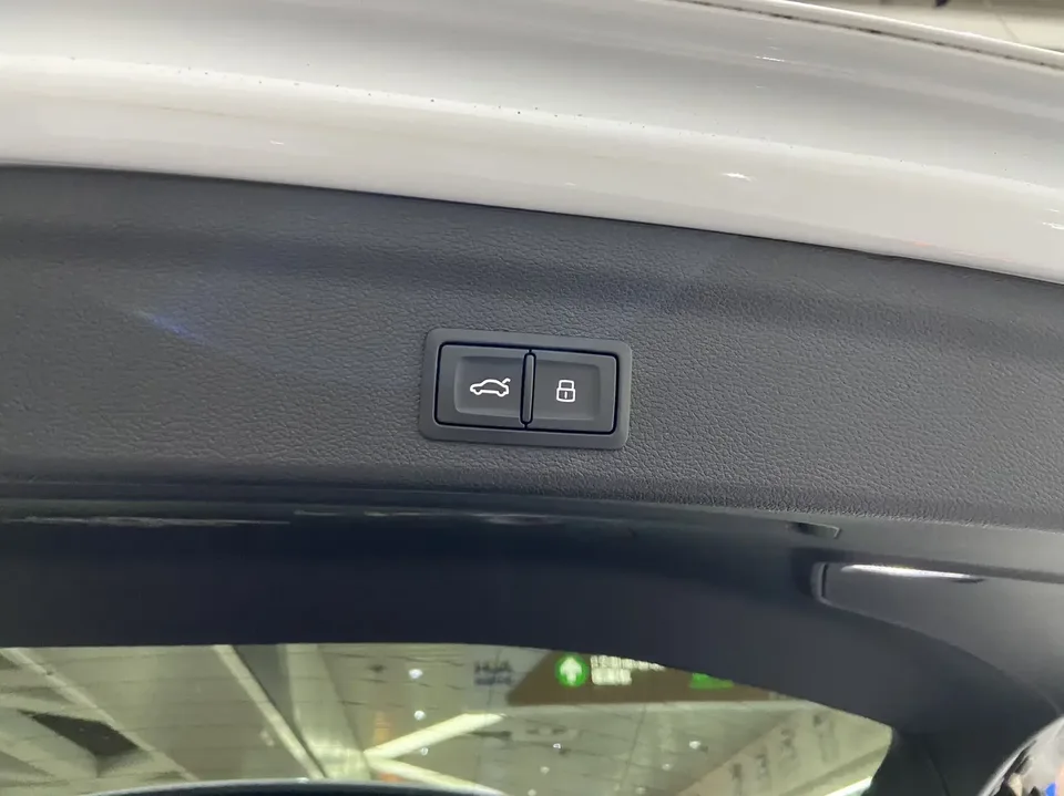 Audi Q3 Audi Q3 2023 35 TFSI Stylish Dynamic 2023 — thumbnail 3