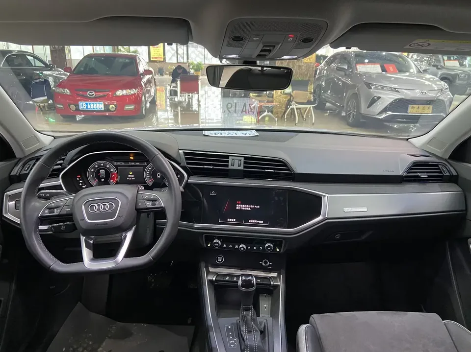 Audi Q3 Audi Q3 2023 35 TFSI Stylish Dynamic 2023 — thumbnail 5