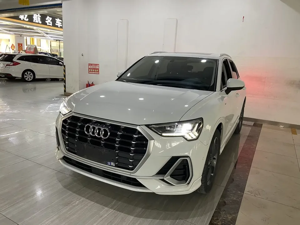 Audi Q3 Audi Q3 2023 35 TFSI Stylish Dynamic 2023 — photo 1, buy with delivery to Moscow