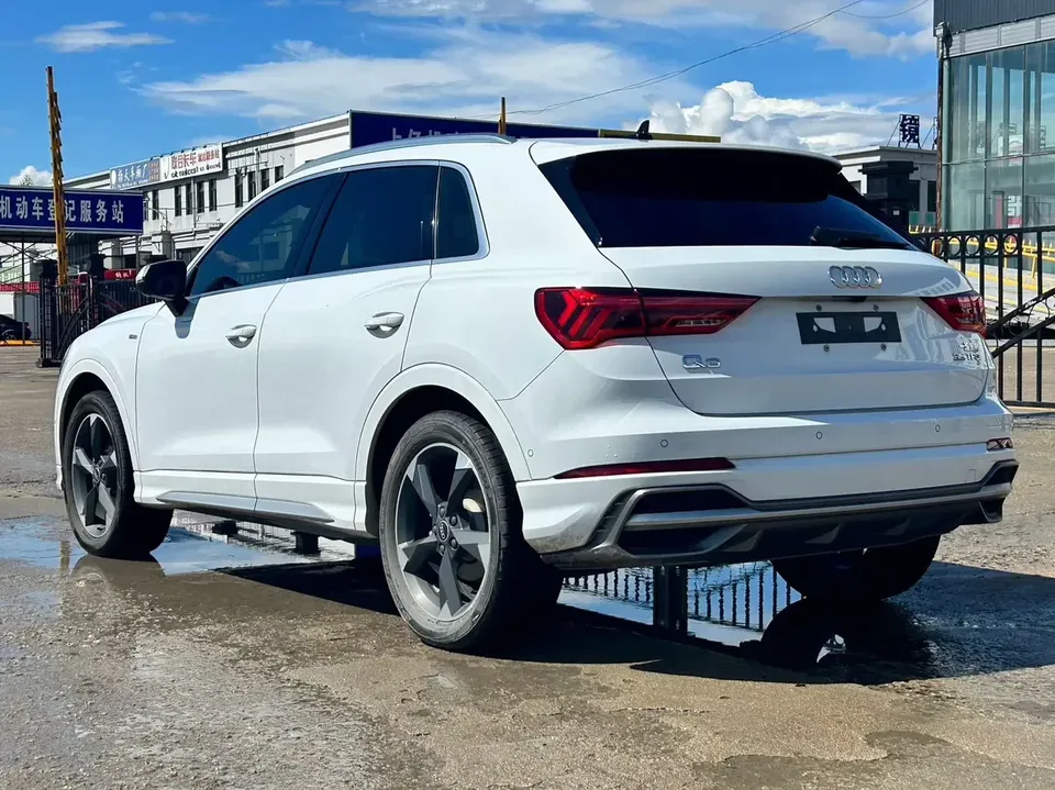 Audi Q3 Audi Q3 2022 35 TFSI Stylish Dynamic 2022 — thumbnail 2