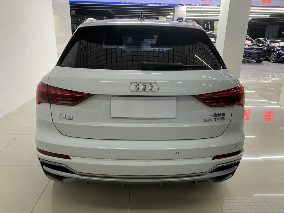 Audi Q3 Audi Q3 2022 35 TFSI Stylish Dynamic 2022 — thumbnail 2